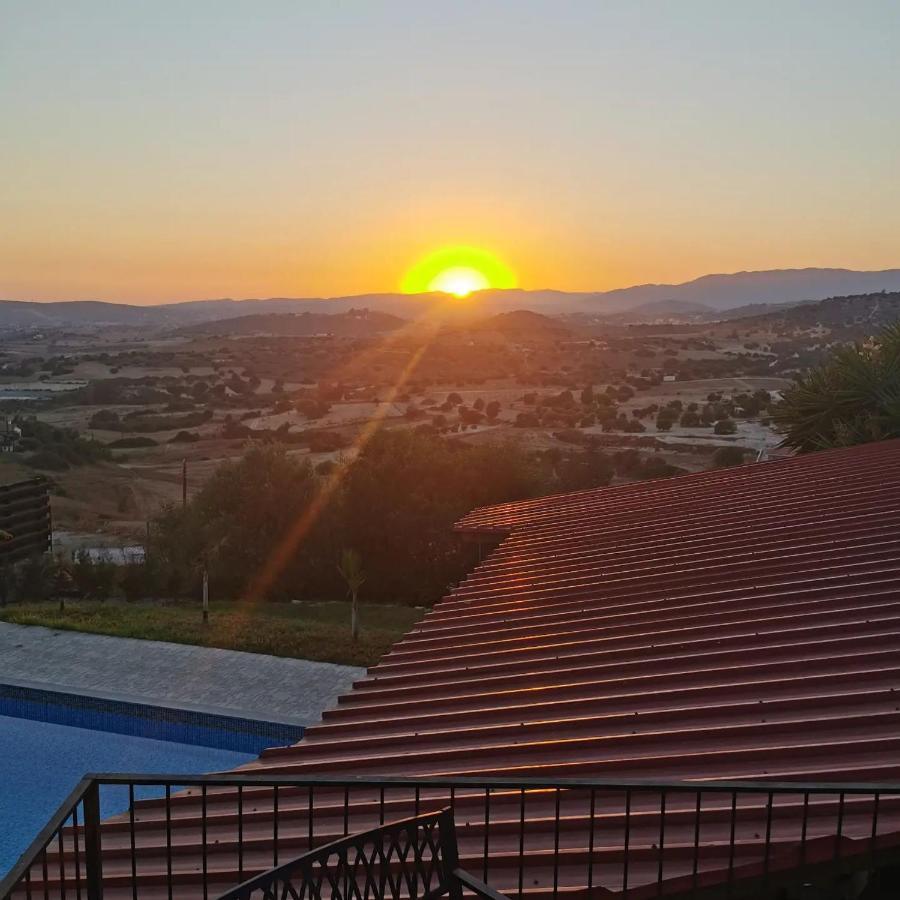 Sunset Retreat Cyprus Apartment Pentakomo Ngoại thất bức ảnh